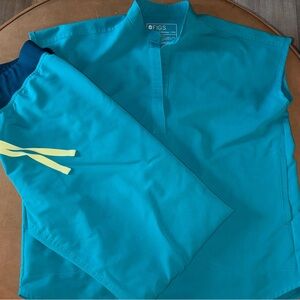 FIGS Teal Scrub Set